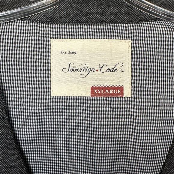 EUC—Men’s Vest - Picture 2 of 8